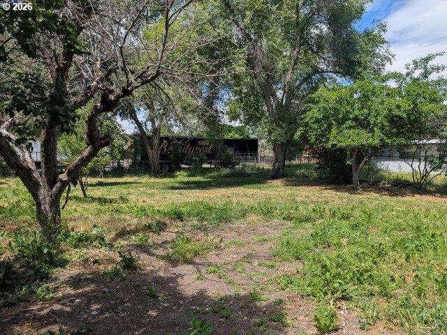 2708 N Cherry St Property Photo 11