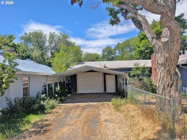 2708 N Cherry St Property Photo 16