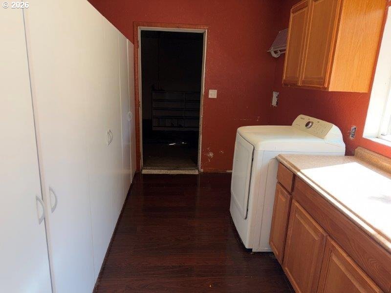 2708 N Cherry St Property Photo 17