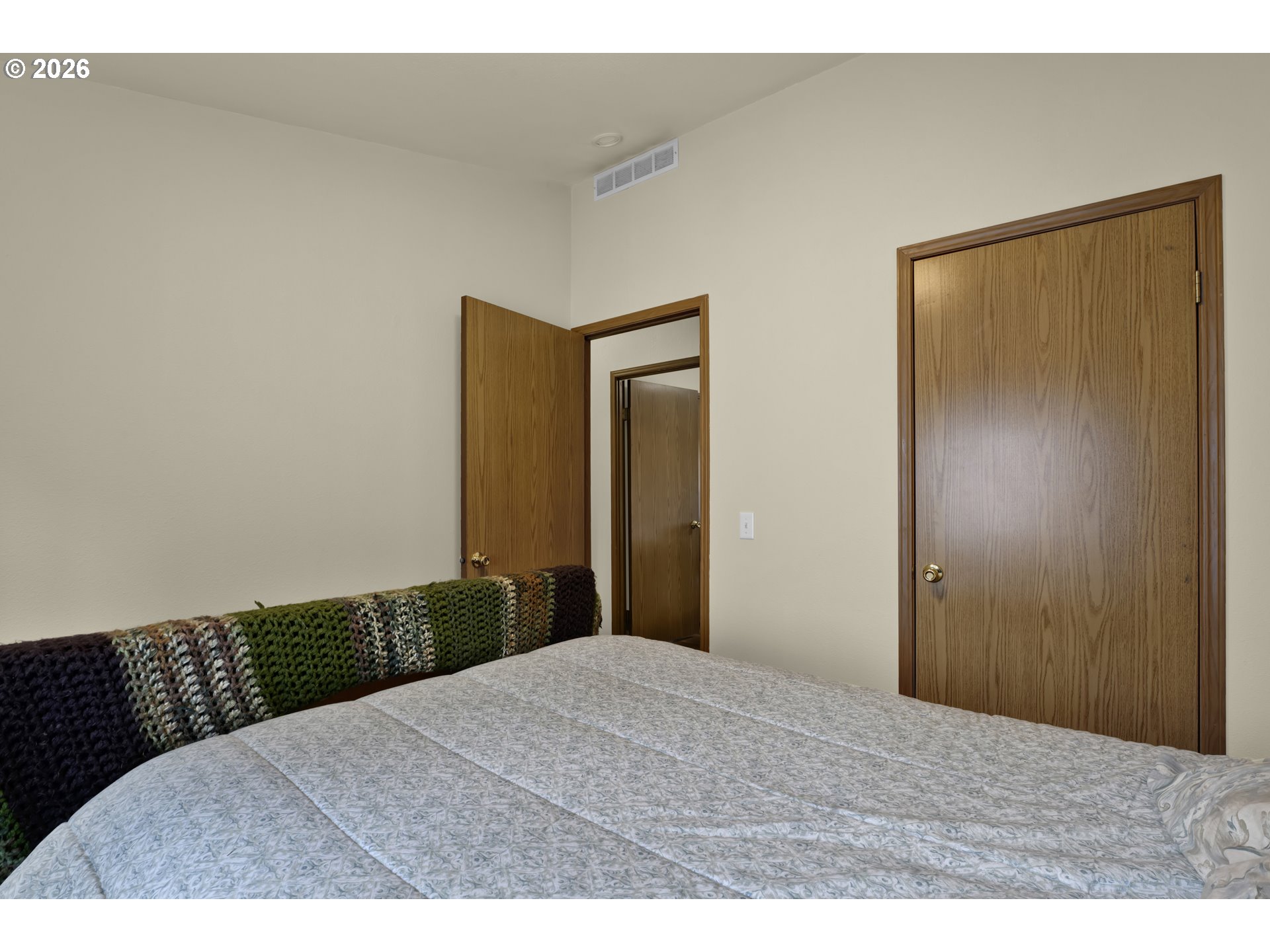 90 Outer Dr Property Photo 11