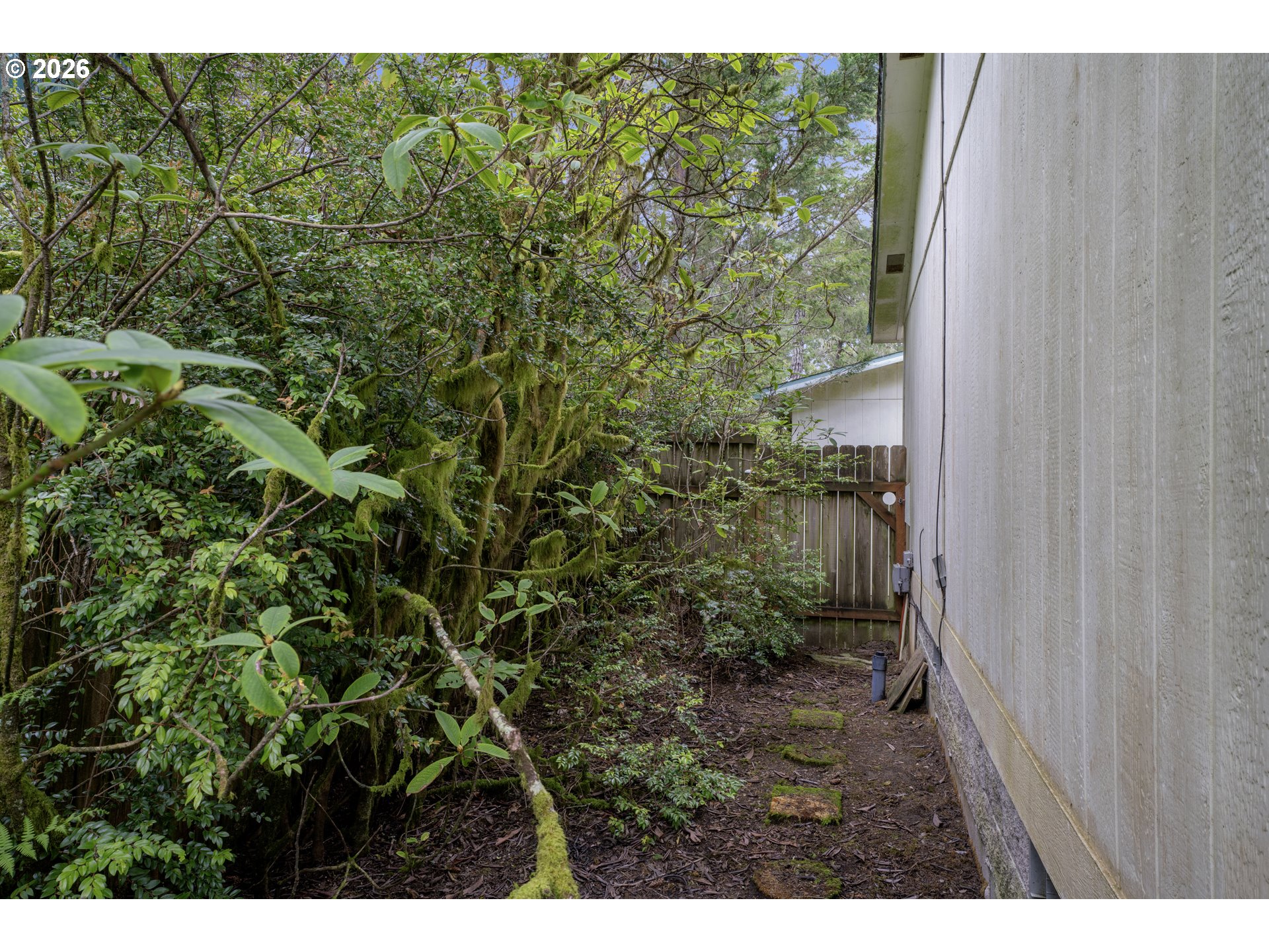 90 Outer Dr Property Photo 23