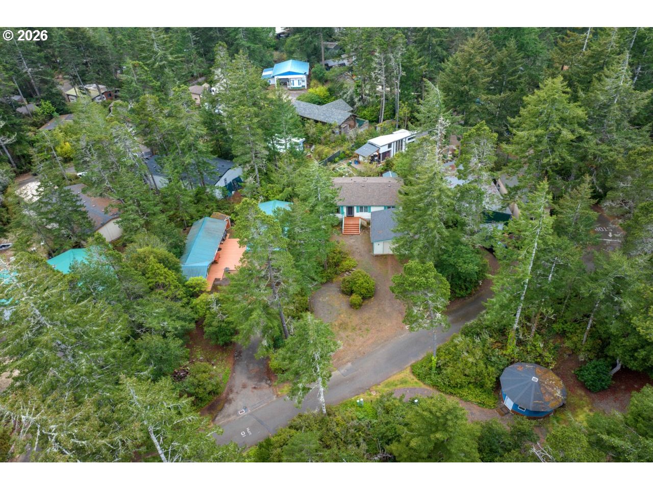 90 Outer Dr Property Photo 24