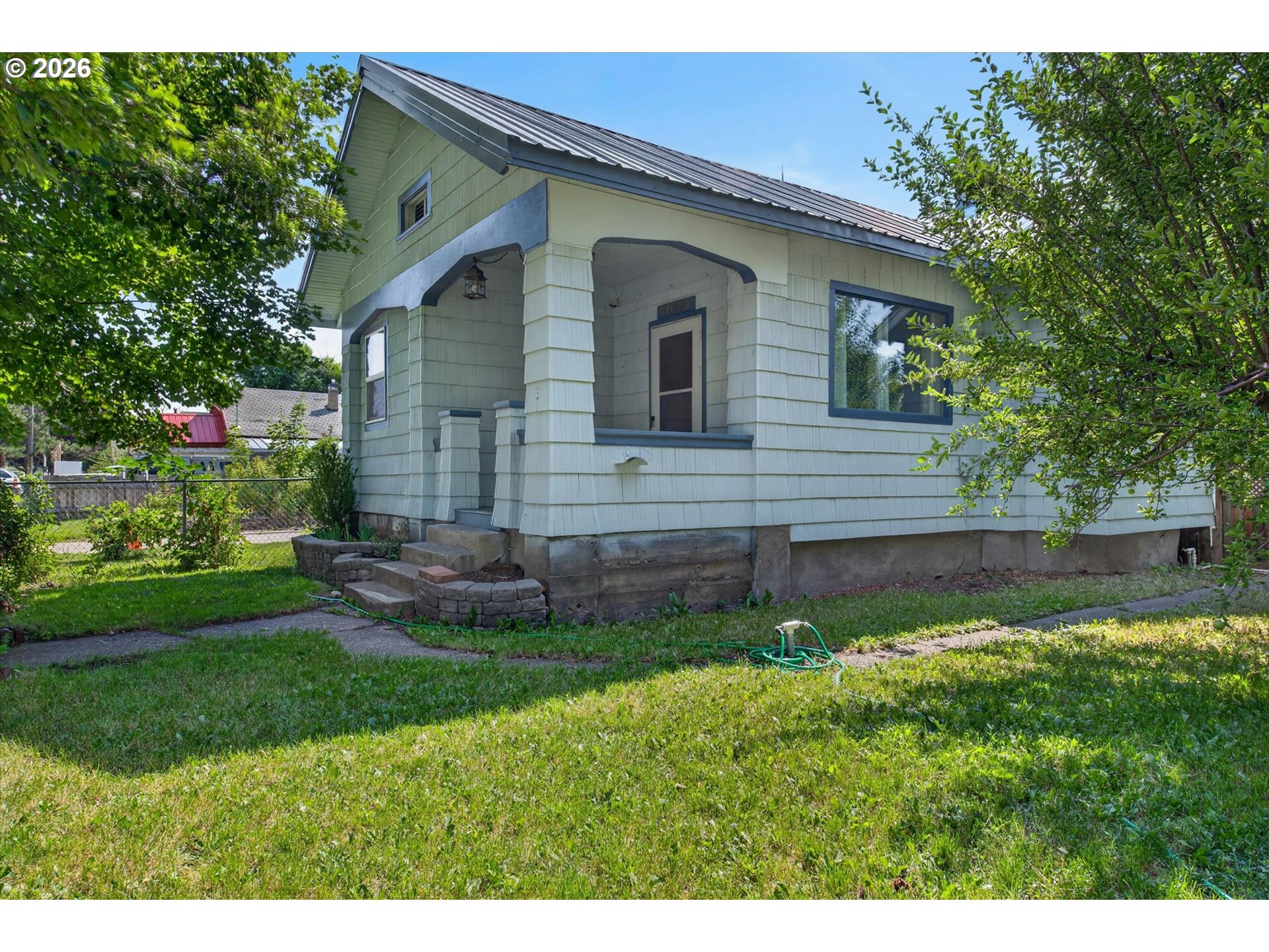 1029 Walnut St Property Photo 1