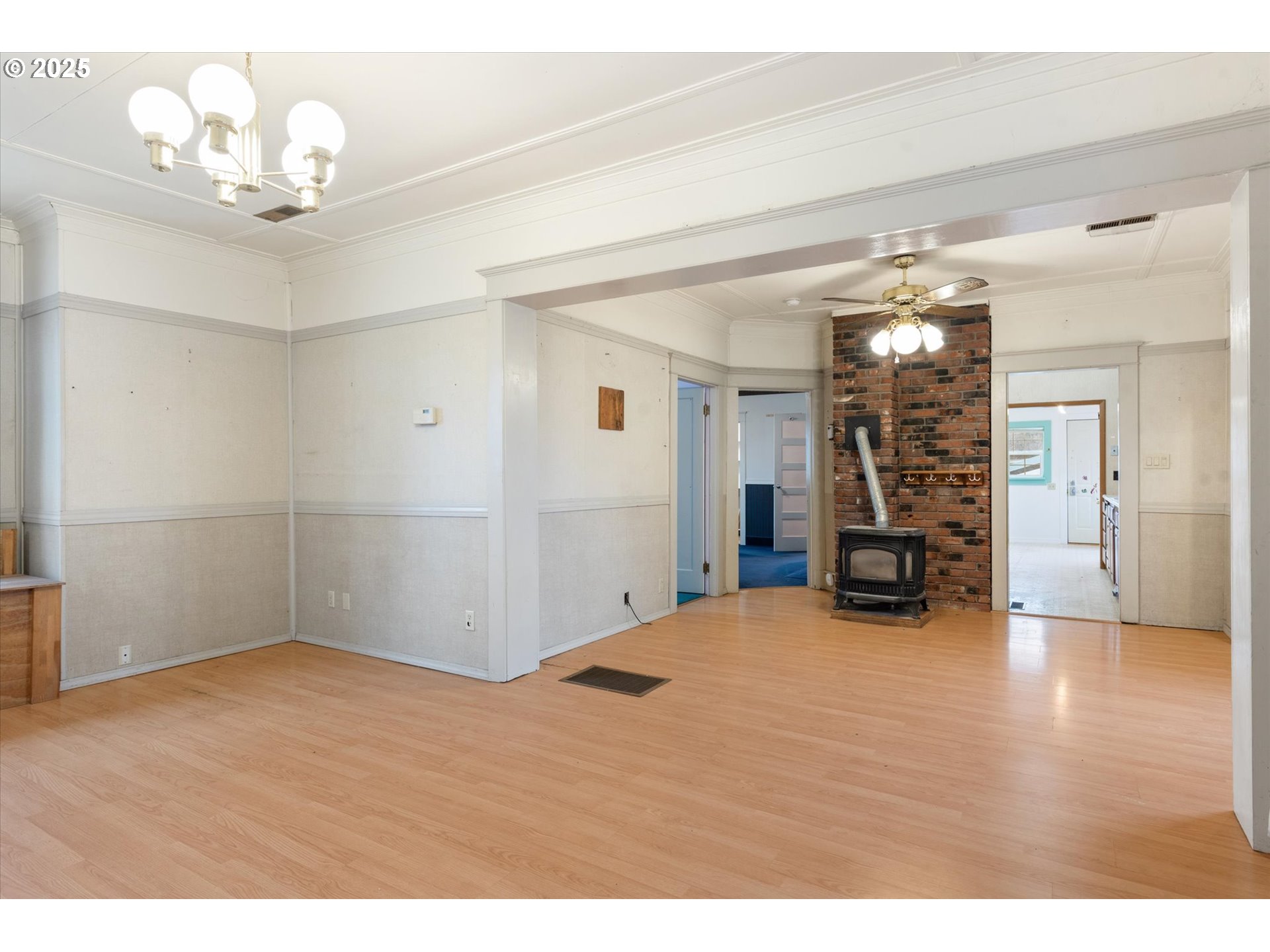 1029 Walnut St Property Photo 12