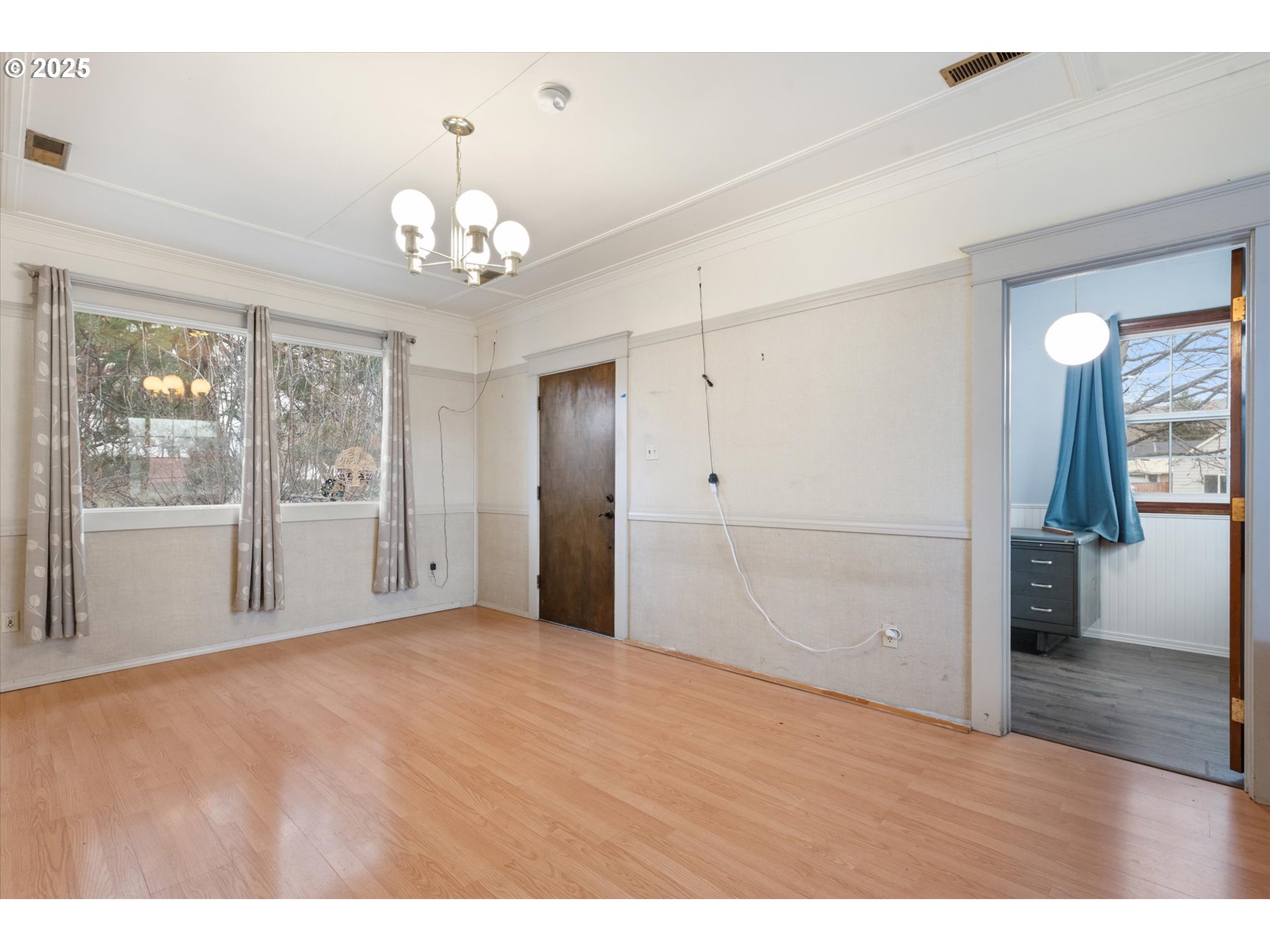 1029 Walnut St Property Photo 13