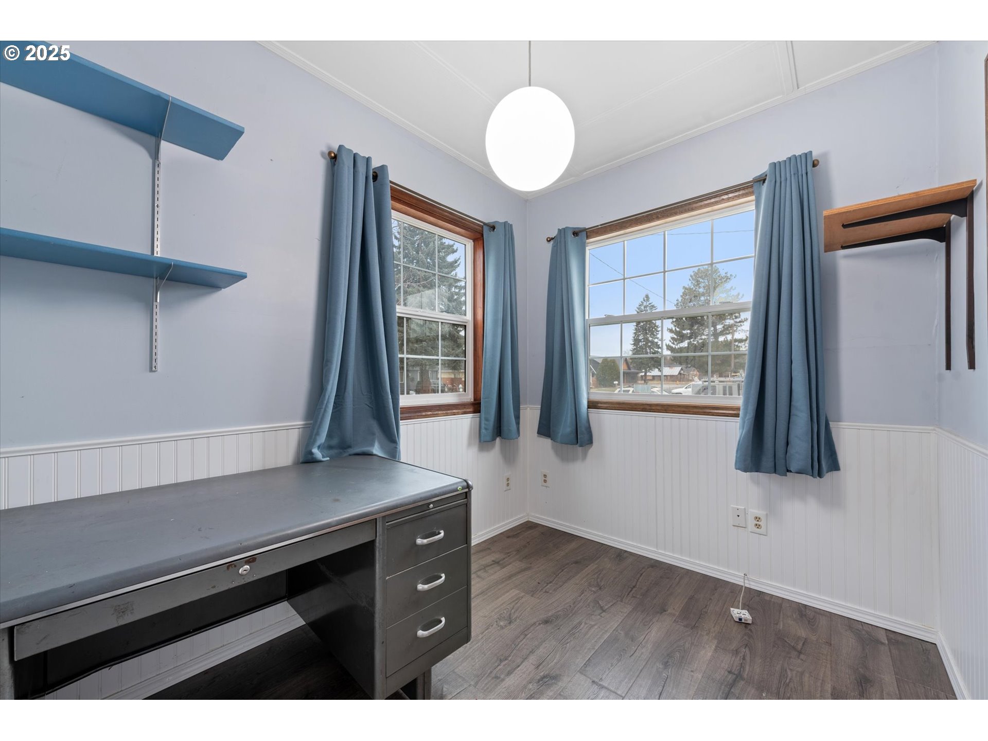 1029 Walnut St Property Photo 14
