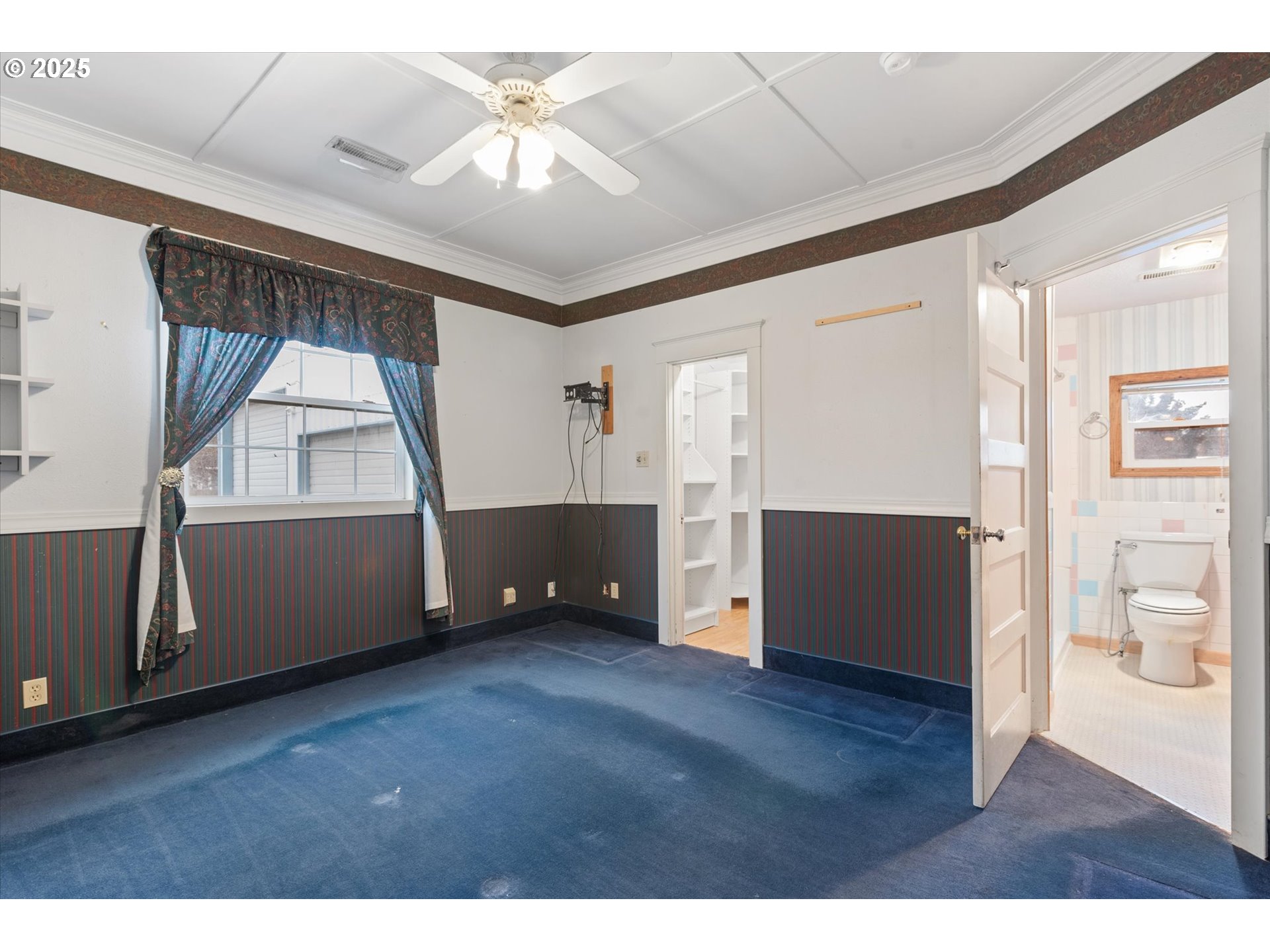 1029 Walnut St Property Photo 20