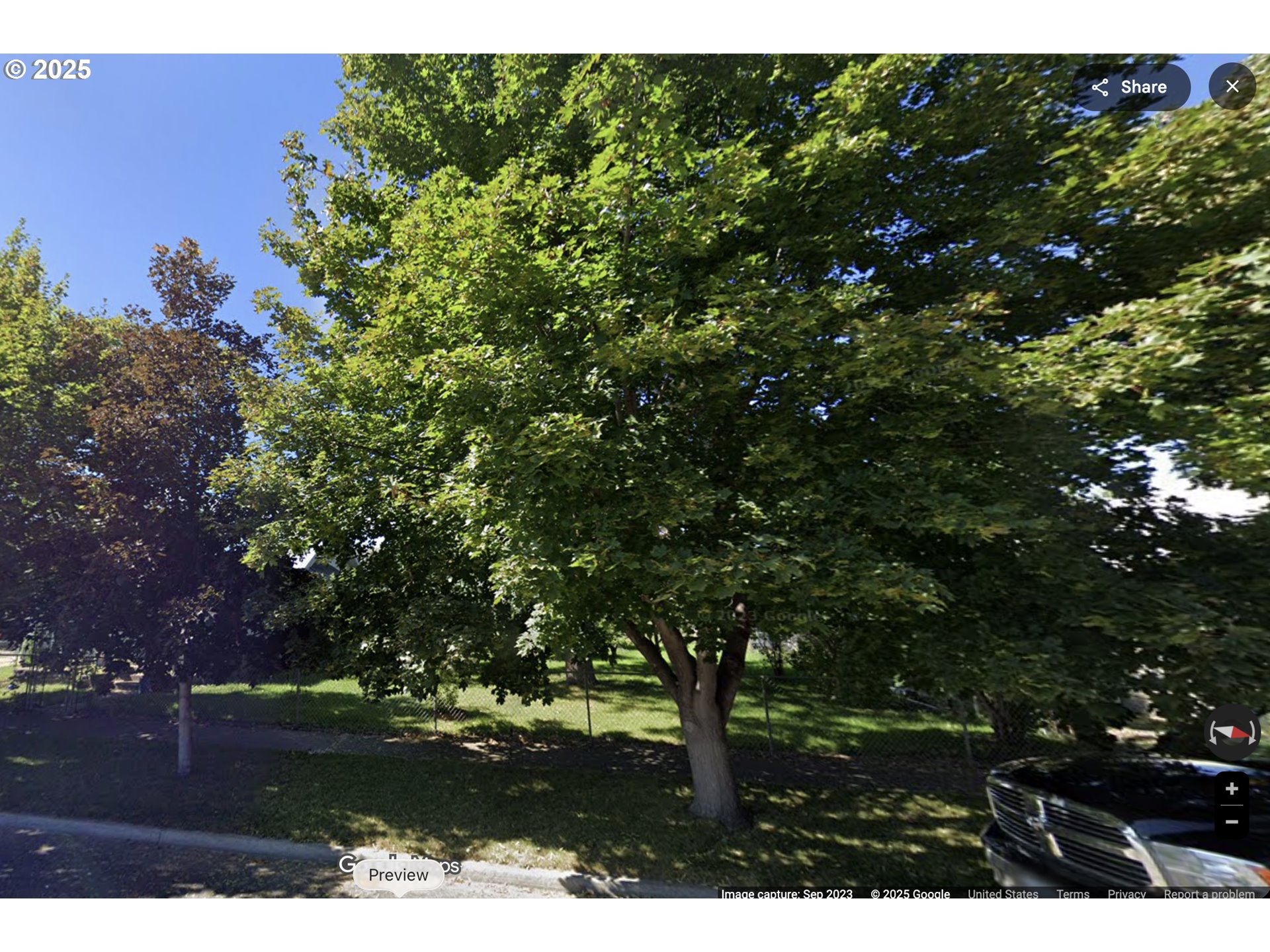 1029 Walnut St Property Photo 29