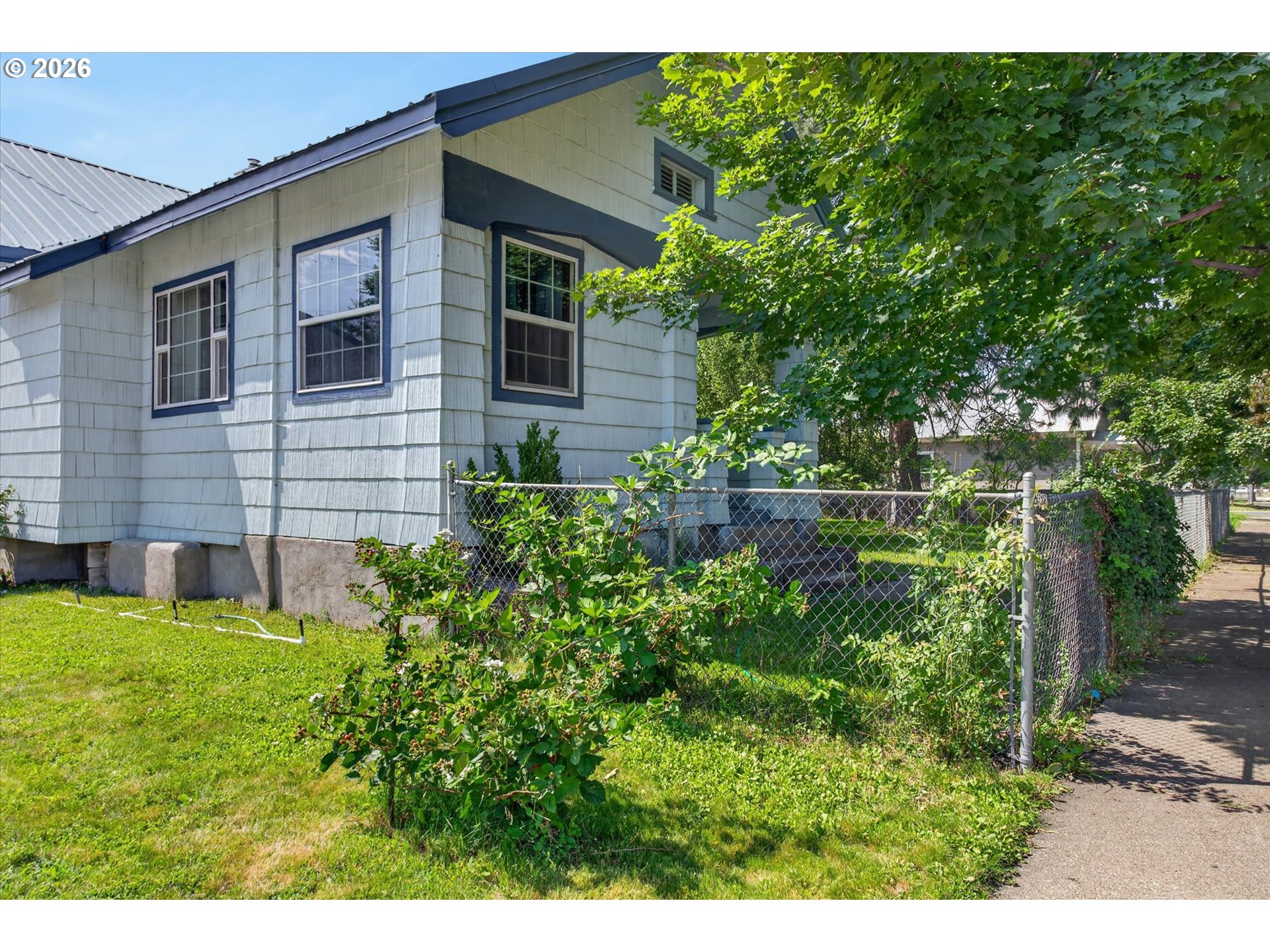 1029 Walnut St Property Photo 31