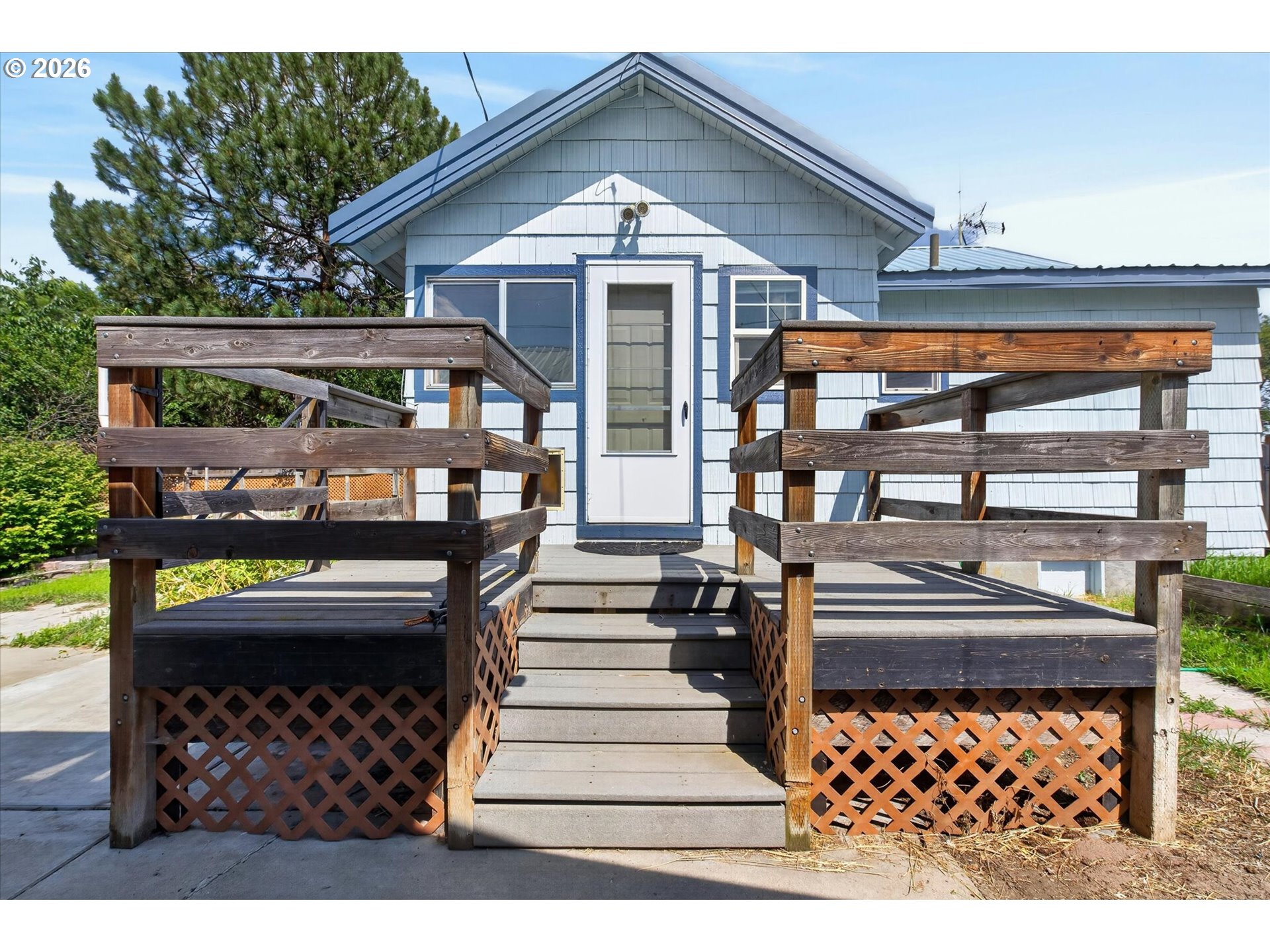 1029 Walnut St Property Photo 35