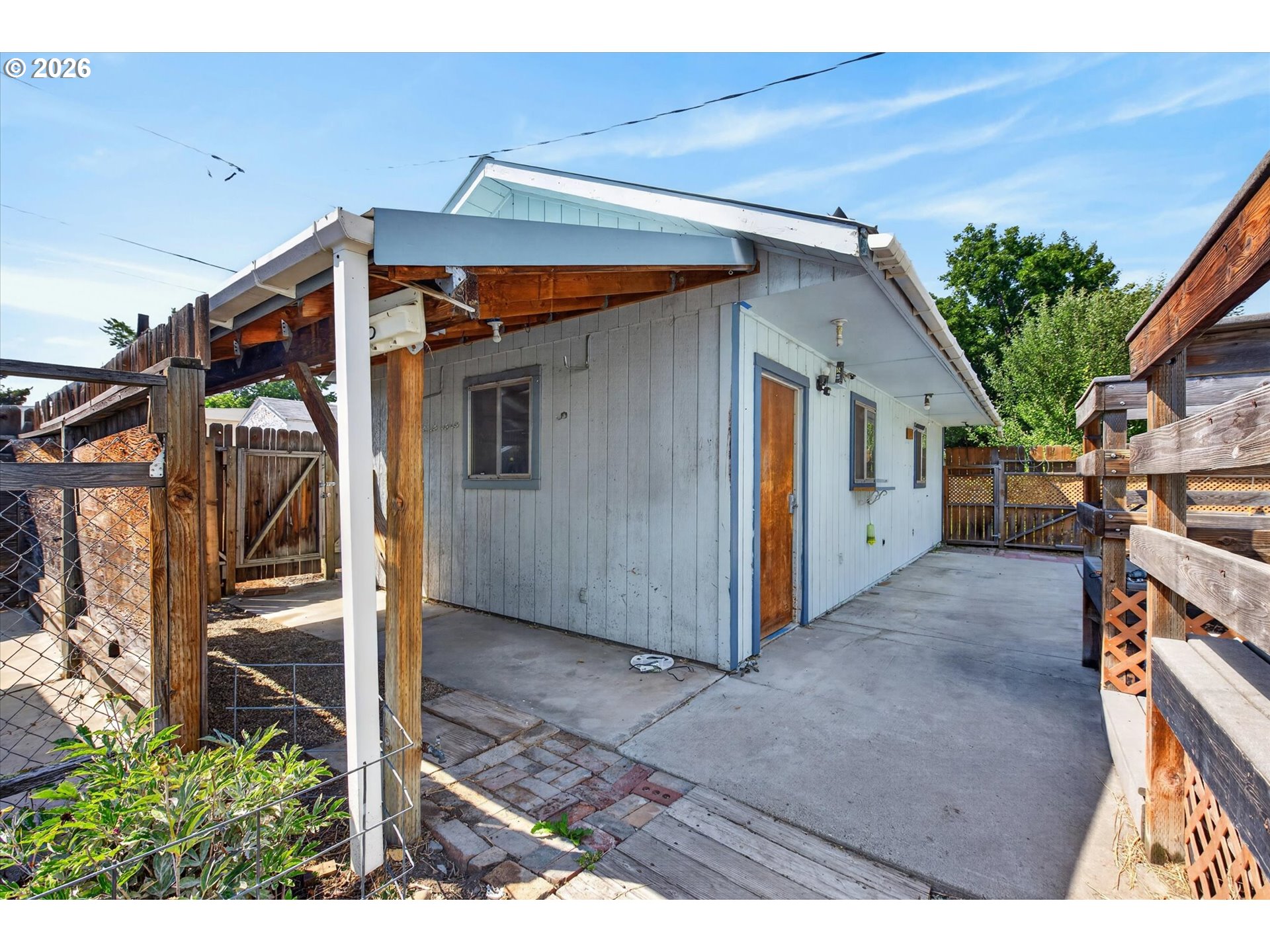 1029 Walnut St Property Photo 39