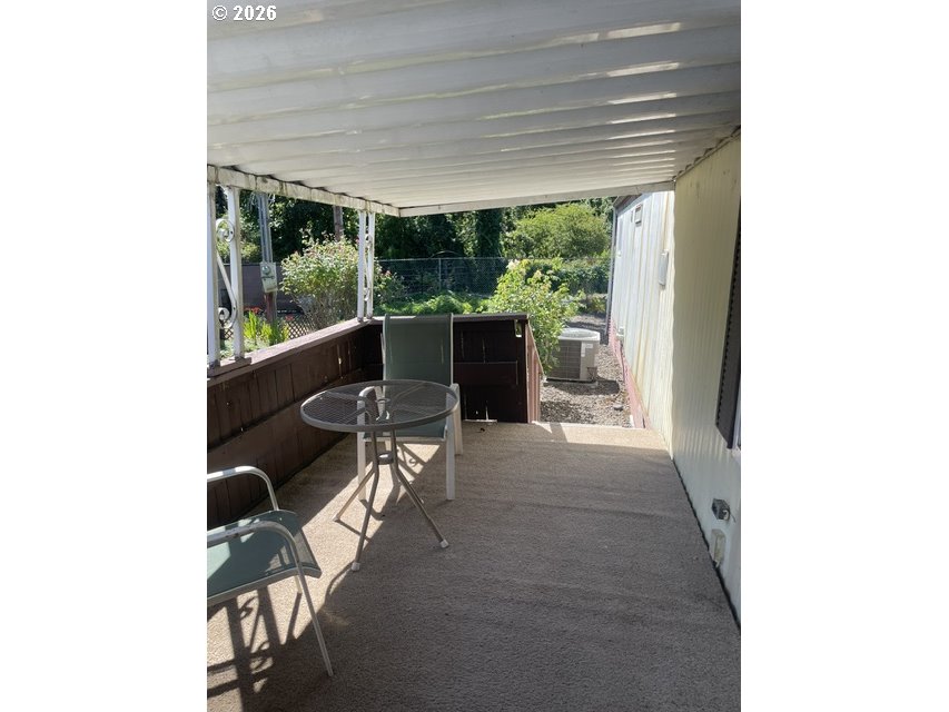 3900 Coburg Rd Property Photo 15