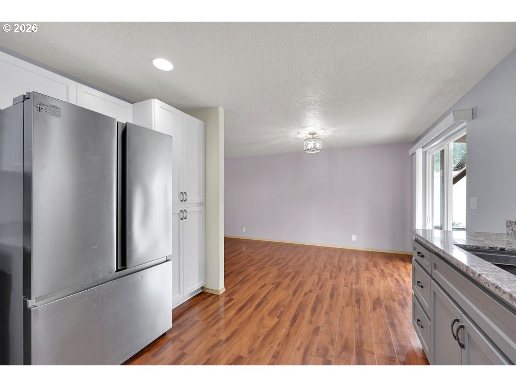 279 S 71st St Property Photo 18