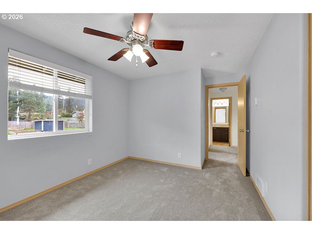 279 S 71st St Property Photo 32