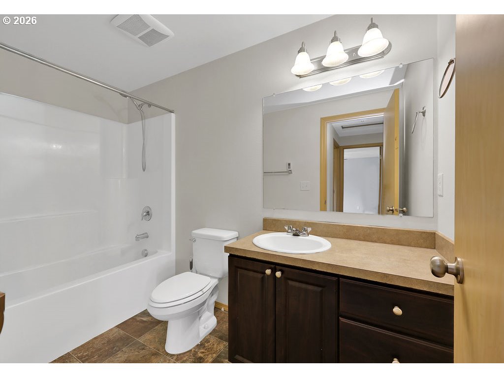 279 S 71st St Property Photo 35