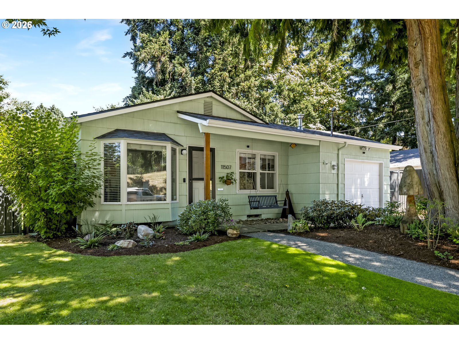11507 SE YAMHILL ST Property Photo 1
