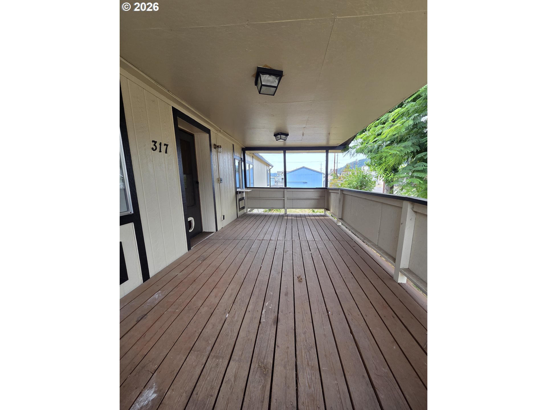 317 Applegate Ave Property Photo 11