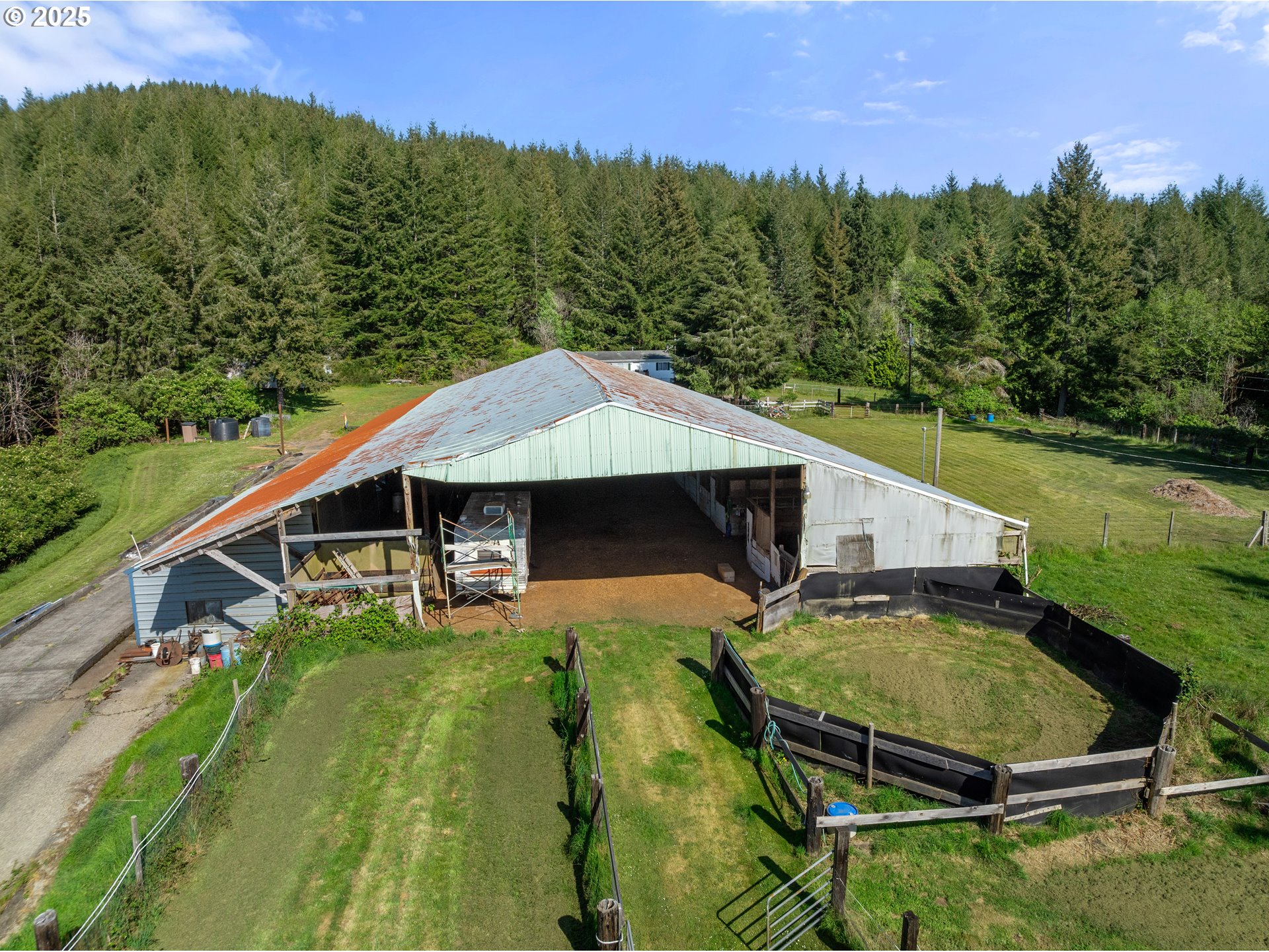 2475 S Smith River Rd Property Photo 30