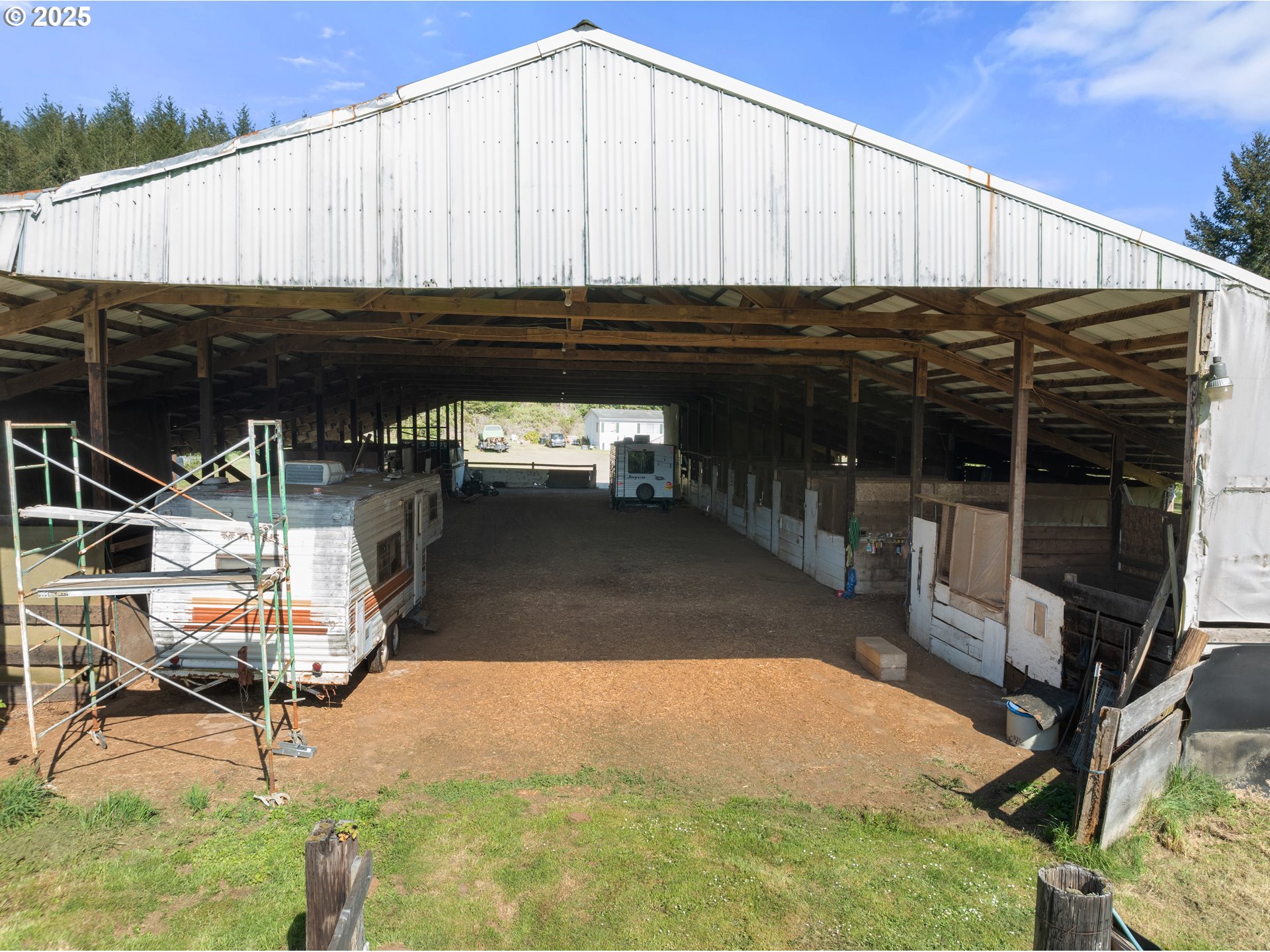 2475 S Smith River Rd Property Photo 31