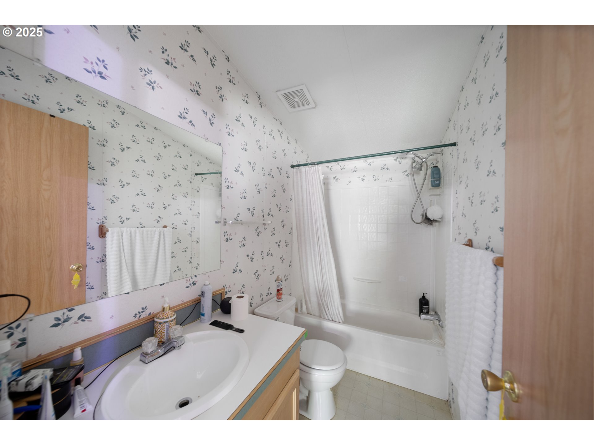 2475 S Smith River Rd Property Photo 37
