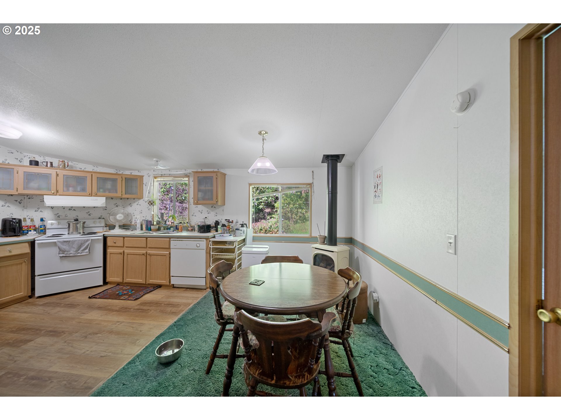 2475 S Smith River Rd Property Photo 39