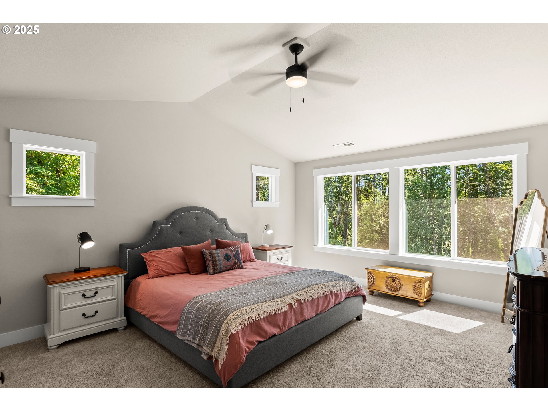 3226 E Province Ct Property Photo 15