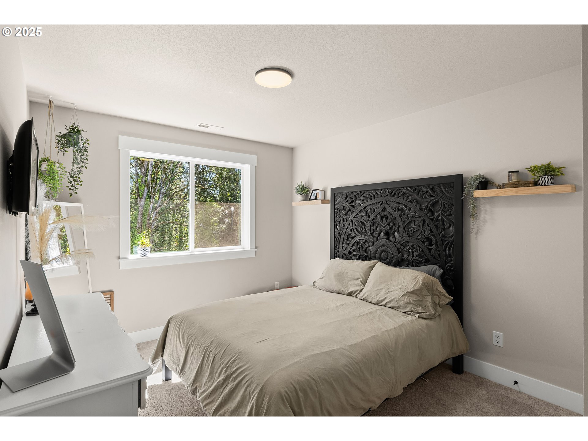 3226 E Province Ct Property Photo 20