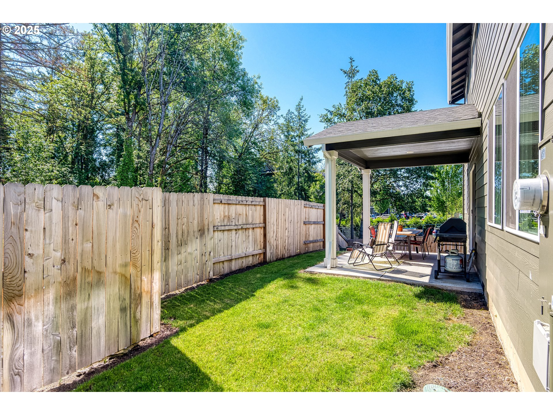3226 E Province Ct Property Photo 25