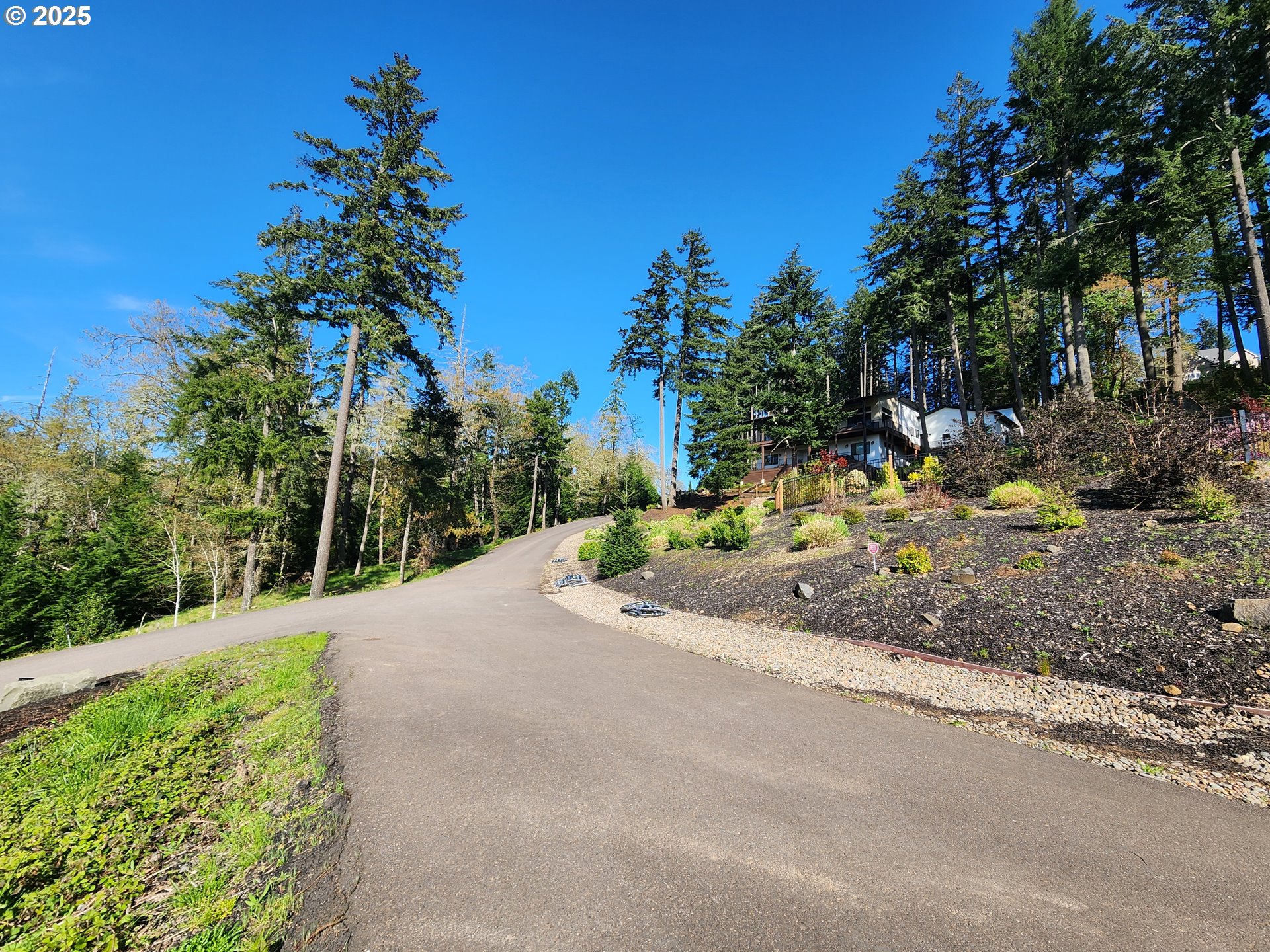 Eagle View Dr 3 Property Photo 4