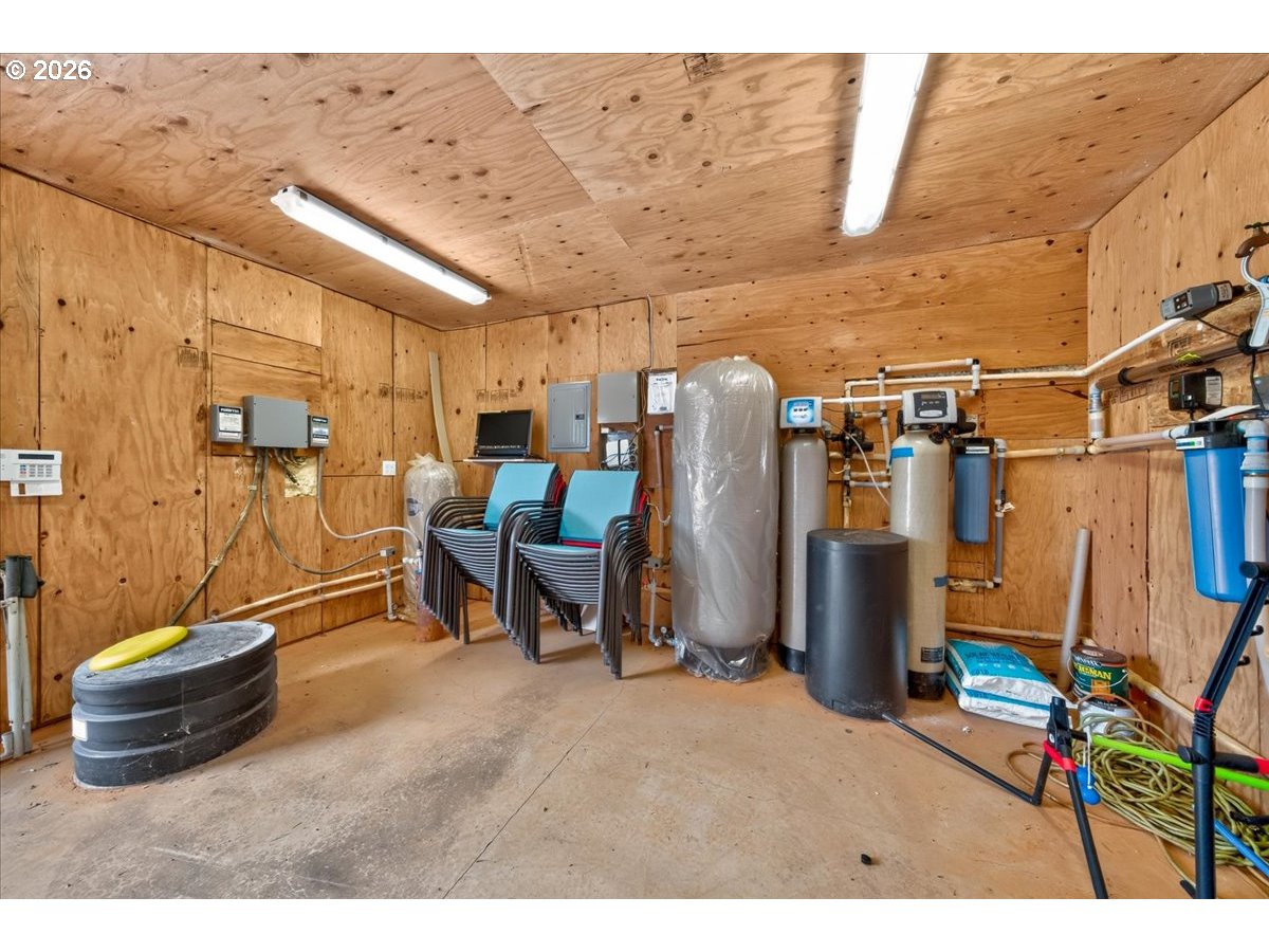8985 Sandy Heights Rd Property Photo 37