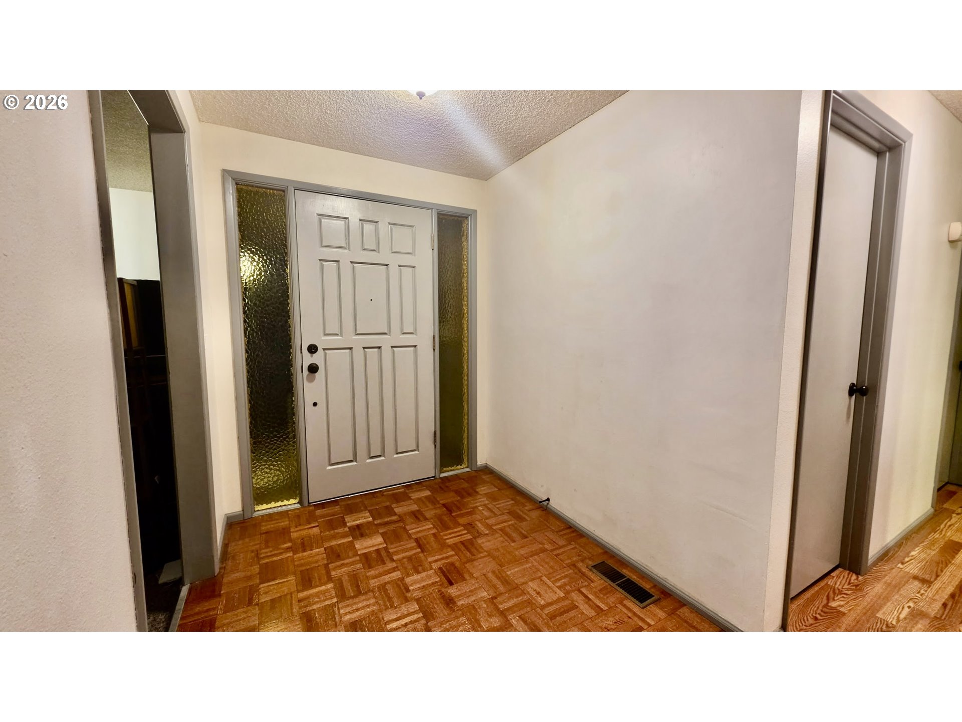 5313 Mazama Dr Property Photo 23
