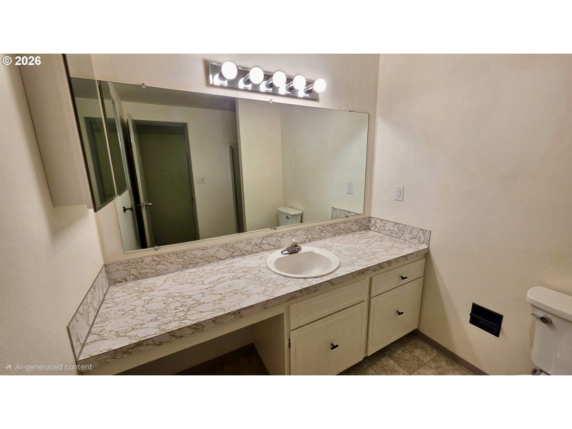 5313 Mazama Dr Property Photo 31