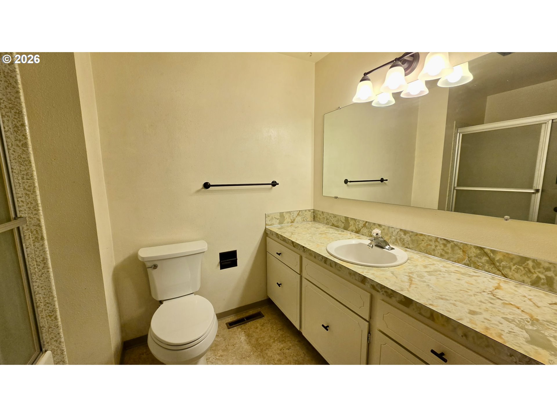 5313 Mazama Dr Property Photo 35
