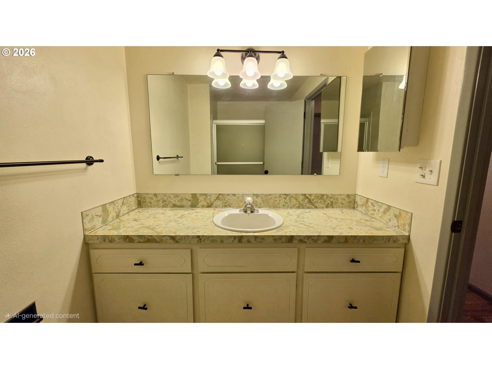 5313 Mazama Dr Property Photo 36