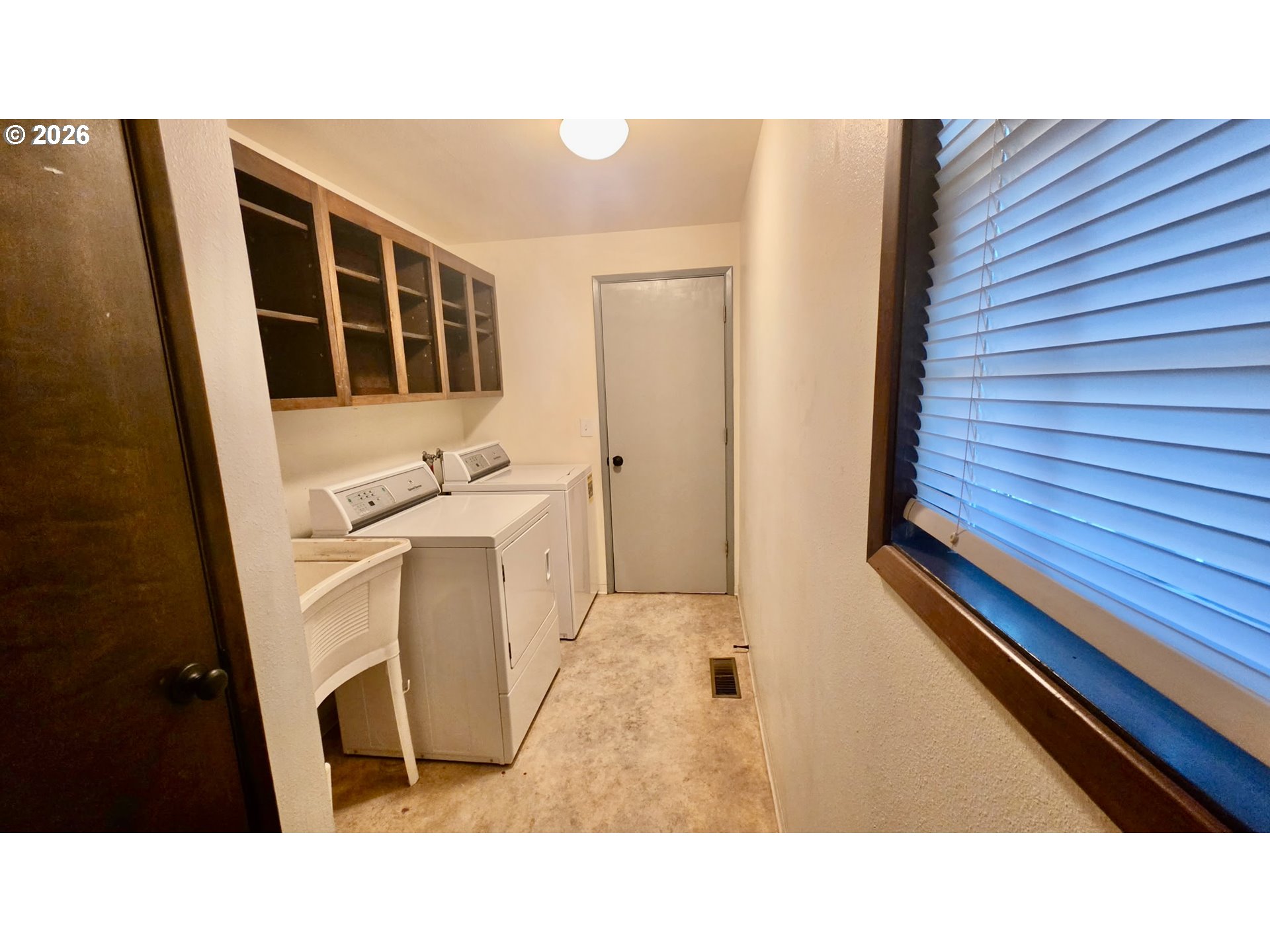 5313 Mazama Dr Property Photo 46