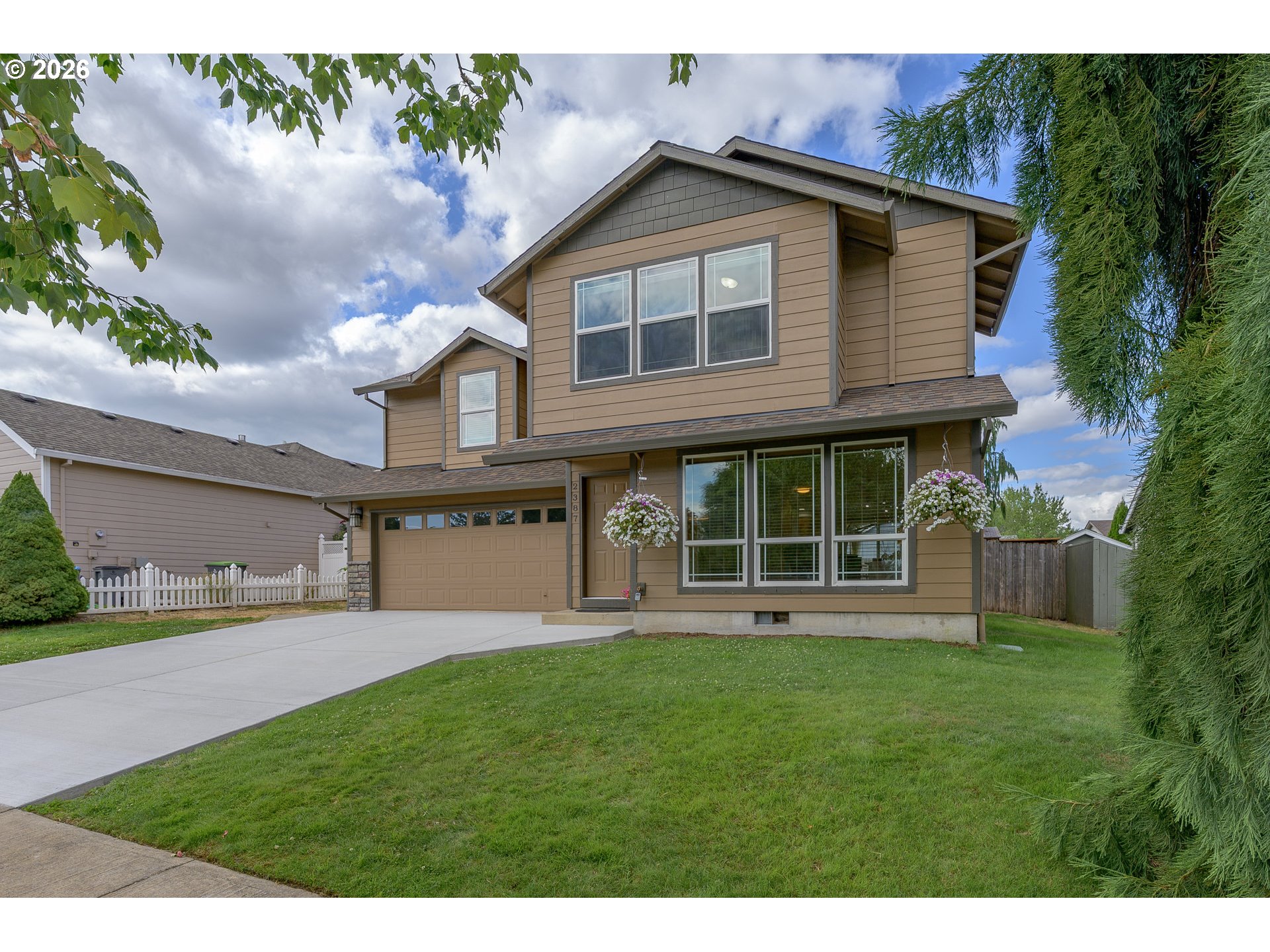 2387 Sw Leo St Property Photo 1