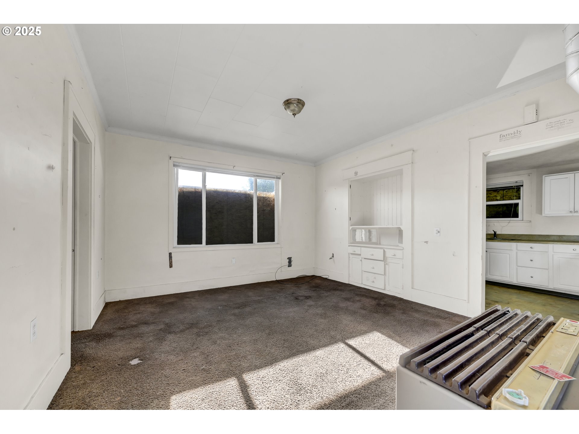 168 N Cleveland St Property Photo 5