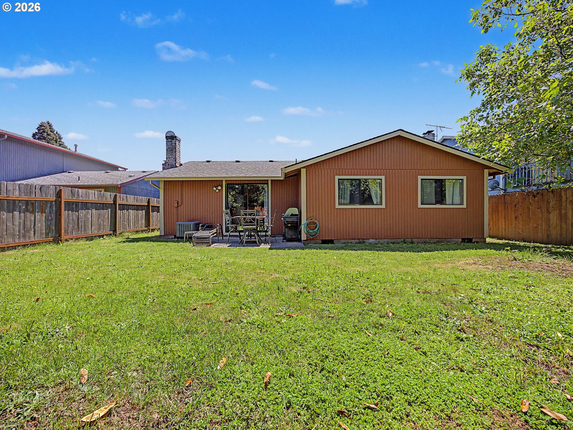 13725 Se Center St Property Photo 17