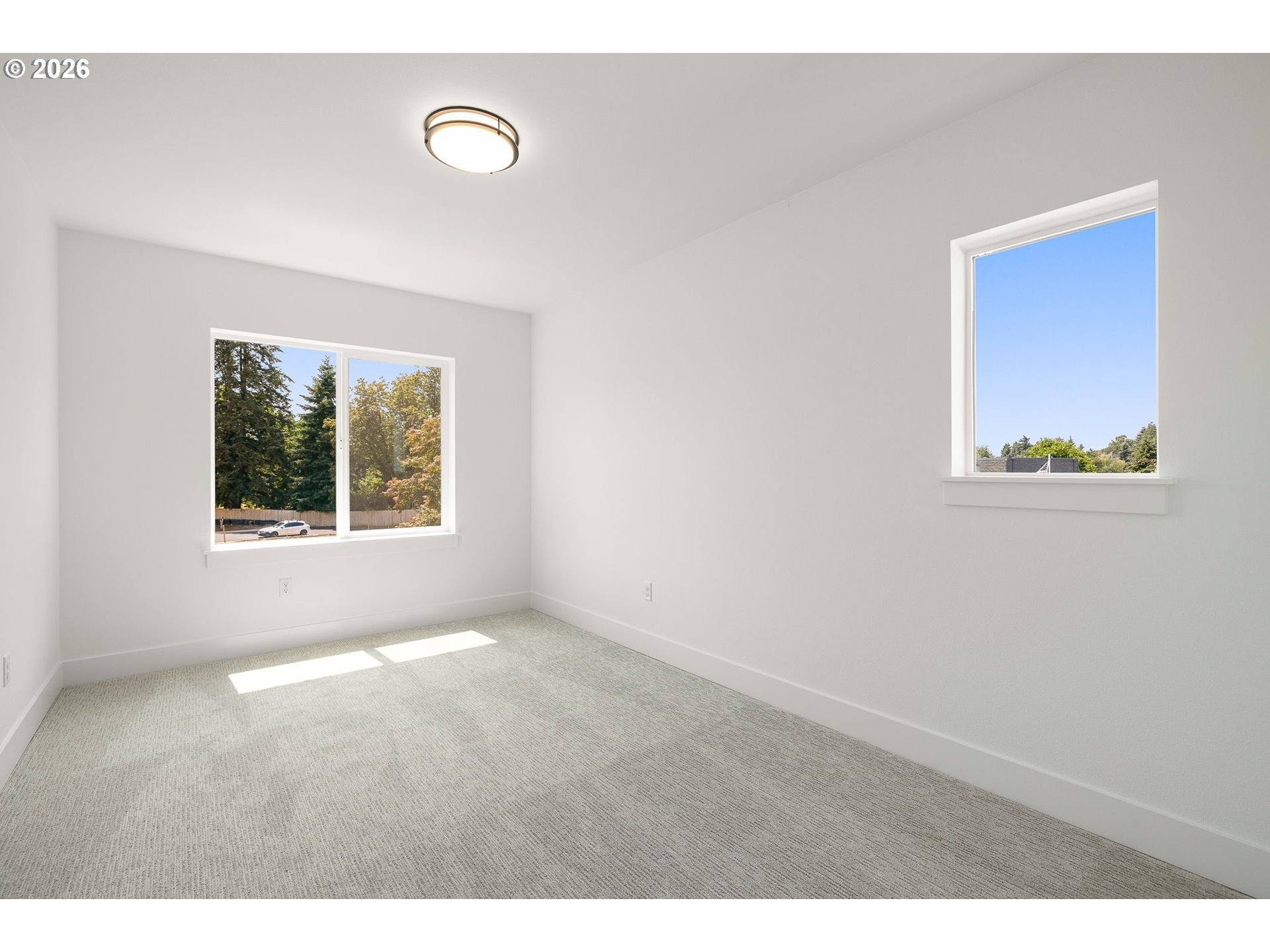 136 Randall St Property Photo 23