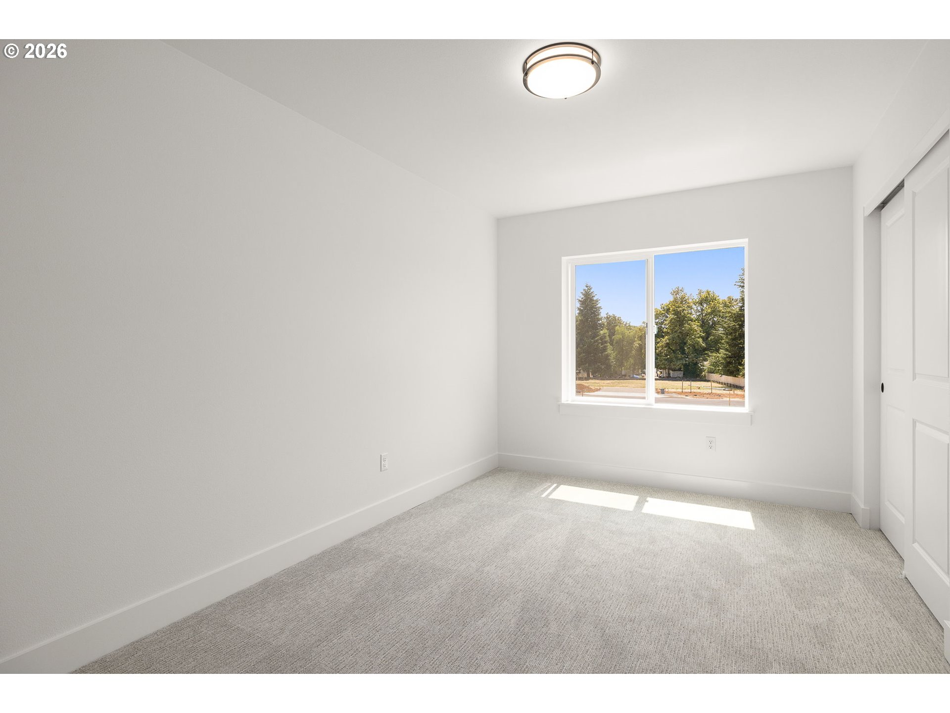 136 Randall St Property Photo 26