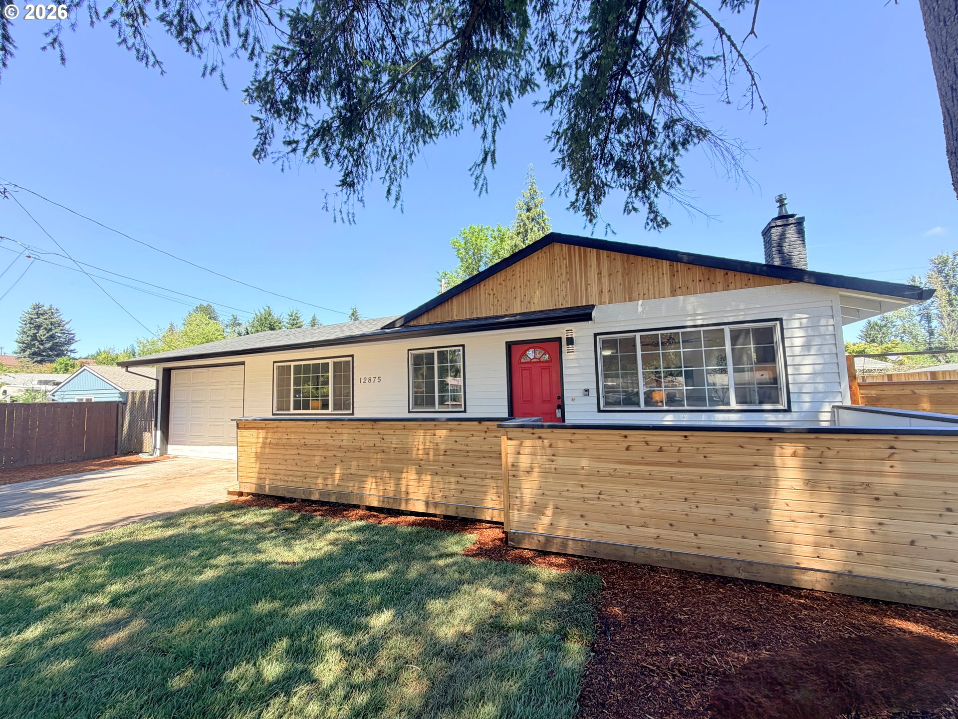 12875 Sw Dale Cir Property Photo 2