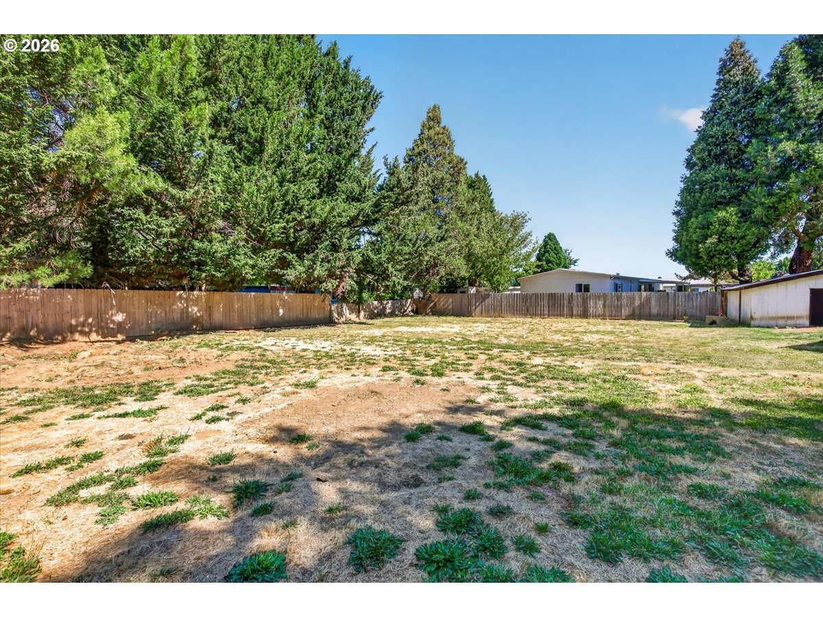 295 W Evans Creek Rd Property Photo 41