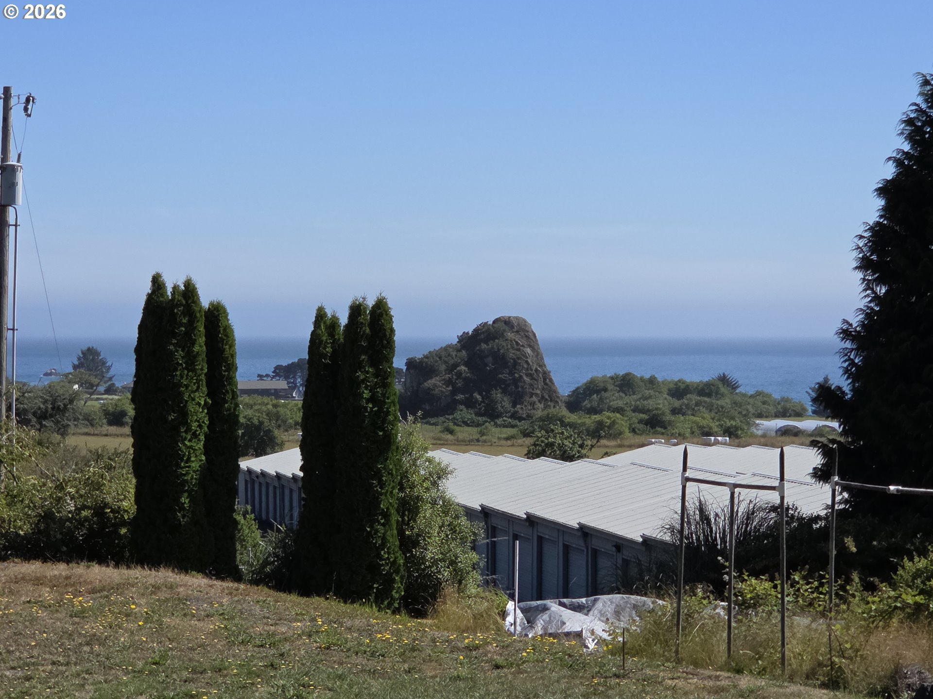 15282 Highway 101 Property Photo 3