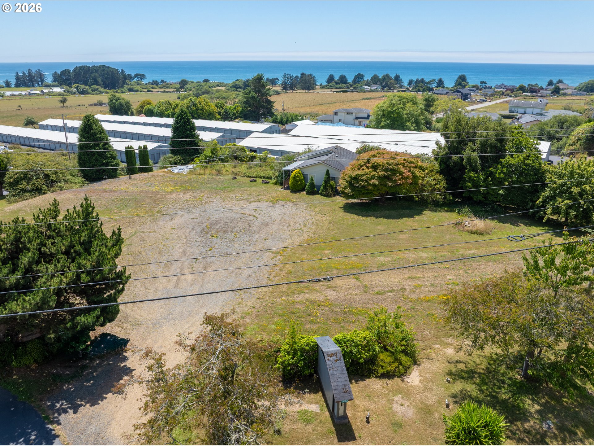 15282 Highway 101 Property Photo 6