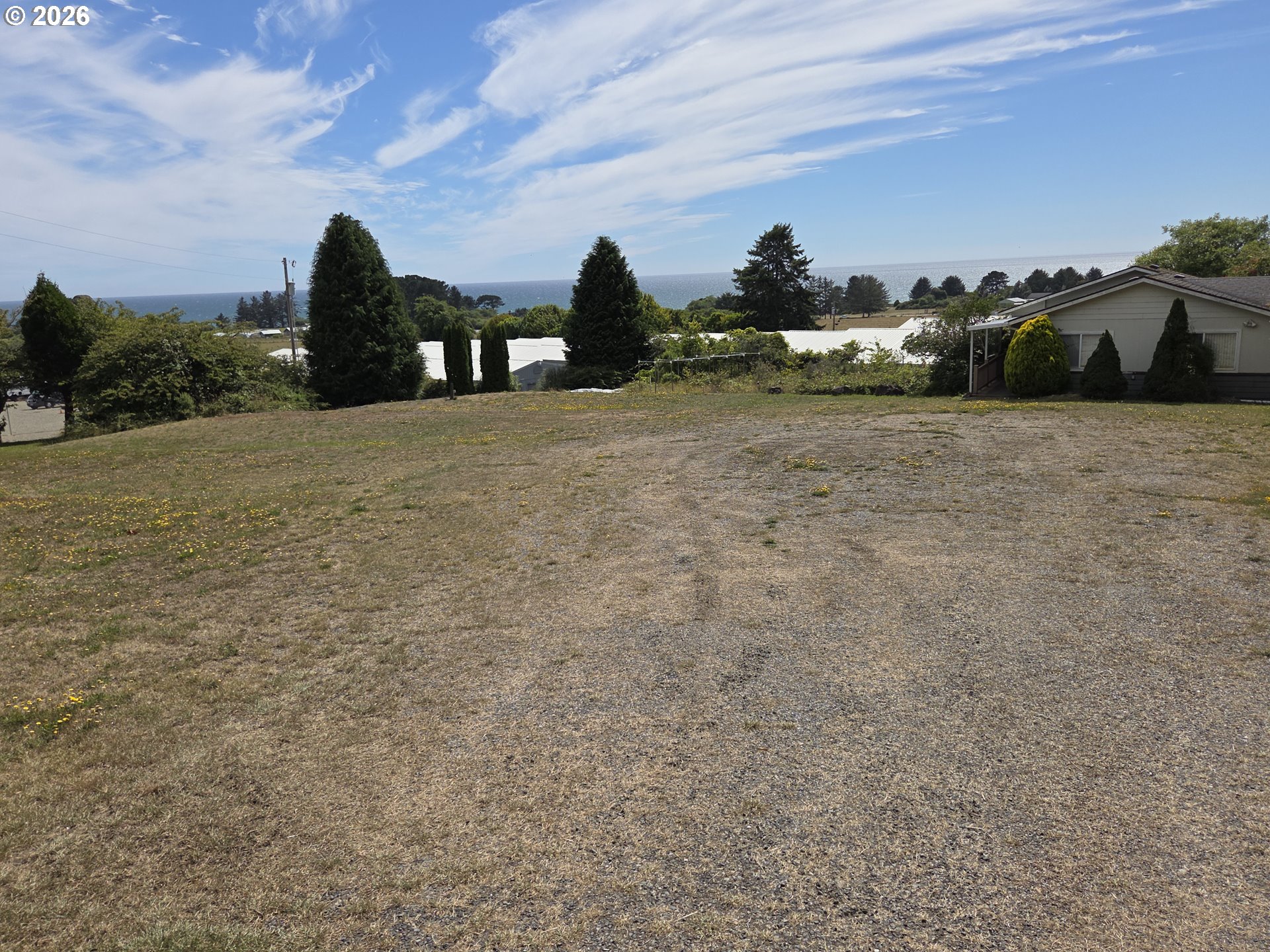 15282 Highway 101 Property Photo 11