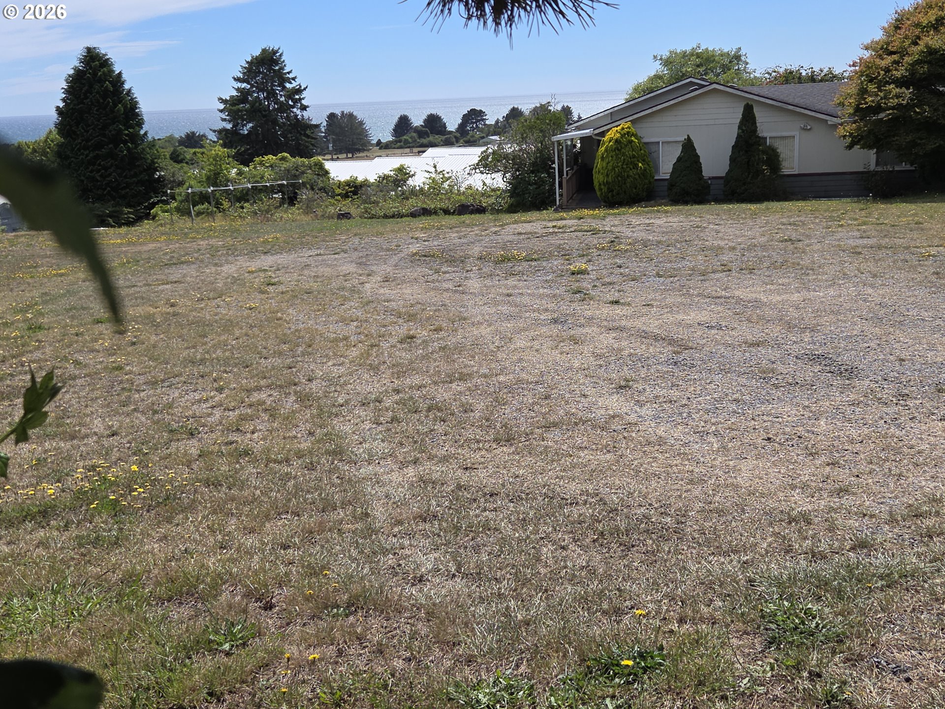 15282 Highway 101 Property Photo 12