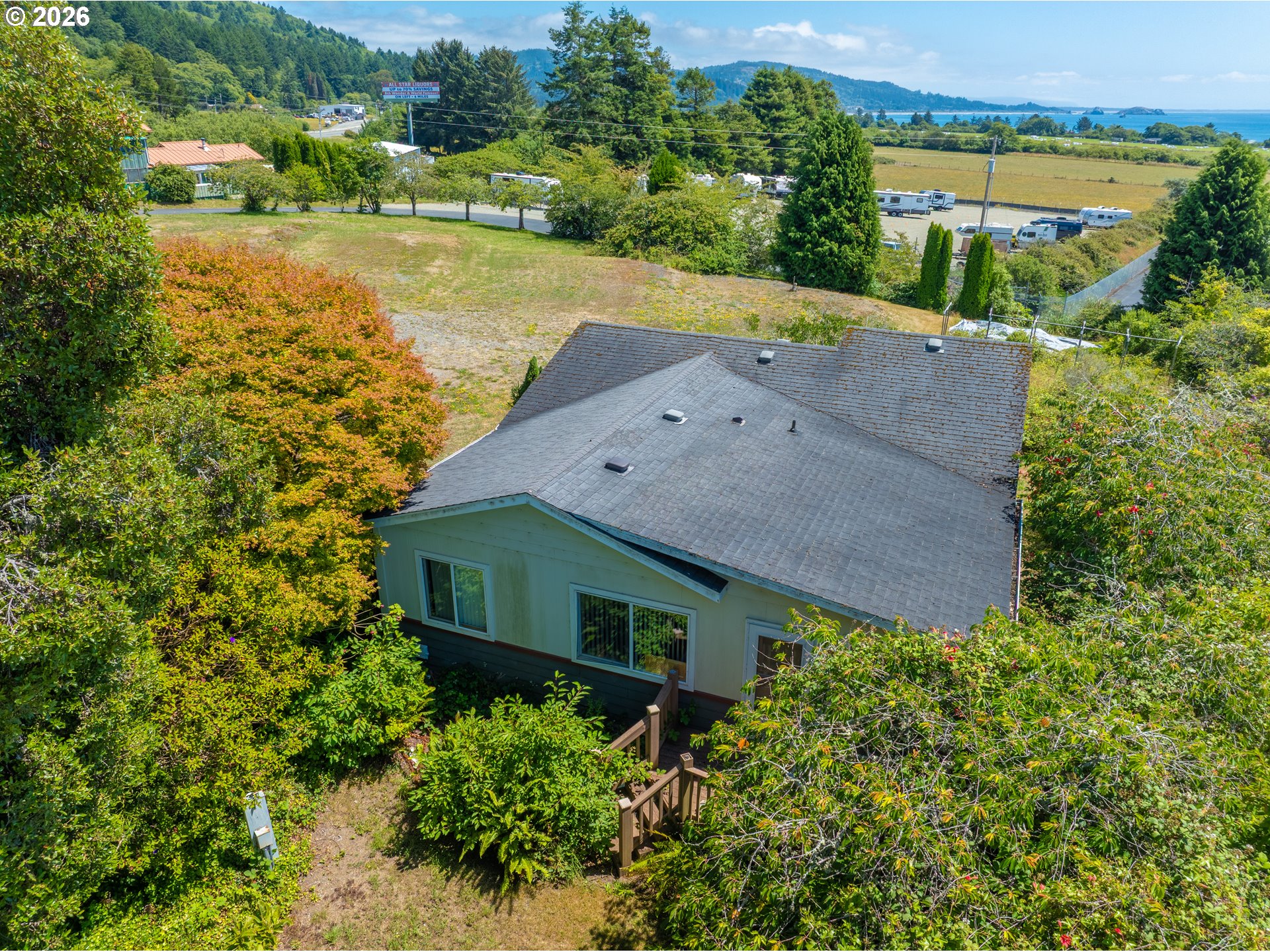 15282 Highway 101 Property Photo 13
