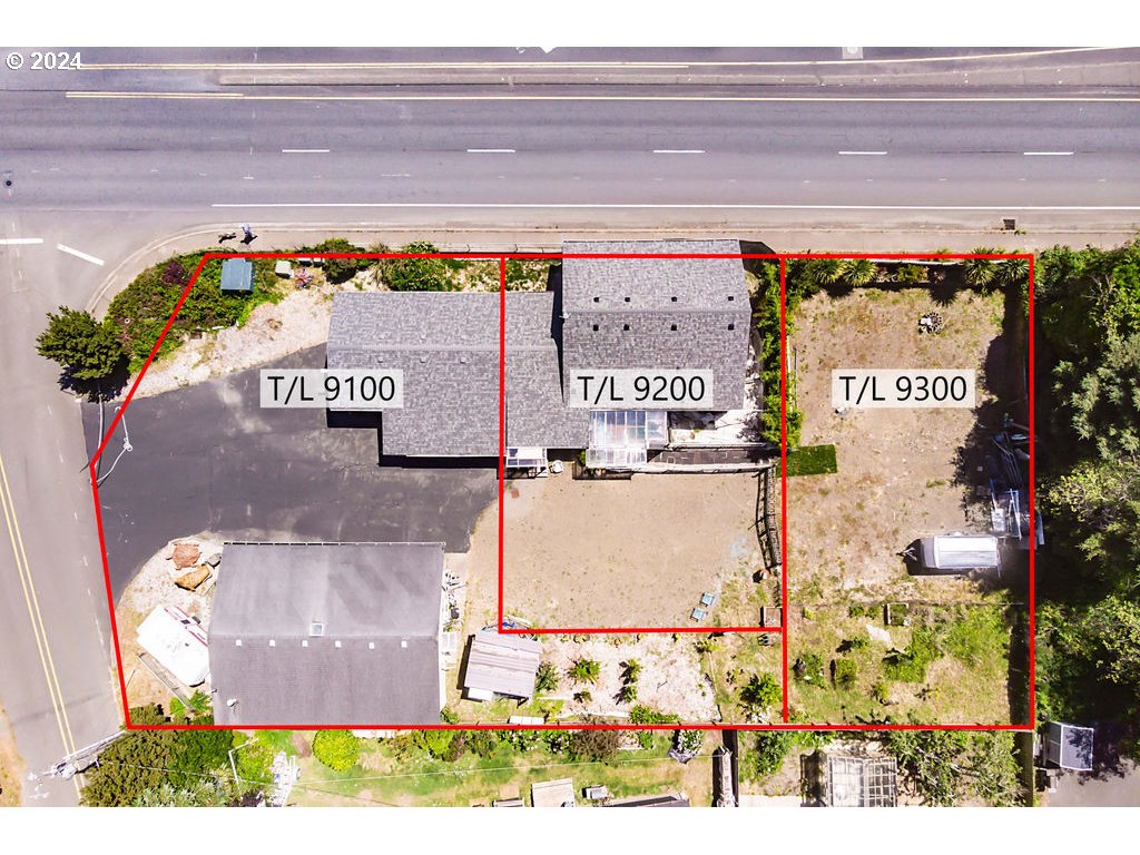 20 Willow St Property Photo 3
