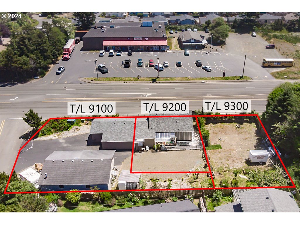 20 Willow St Property Photo 42