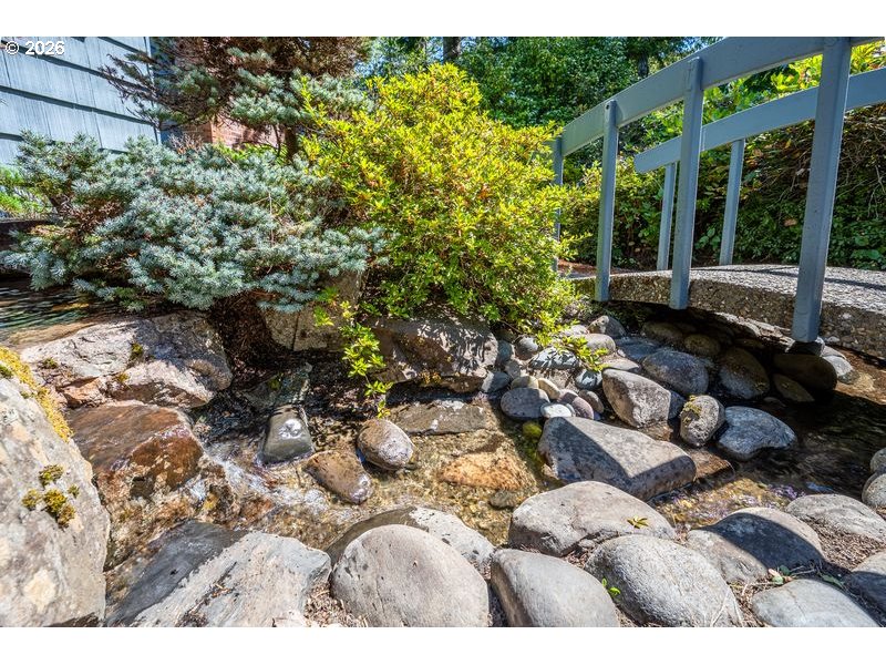 5865 Mercer Lake Rd Property Photo 11